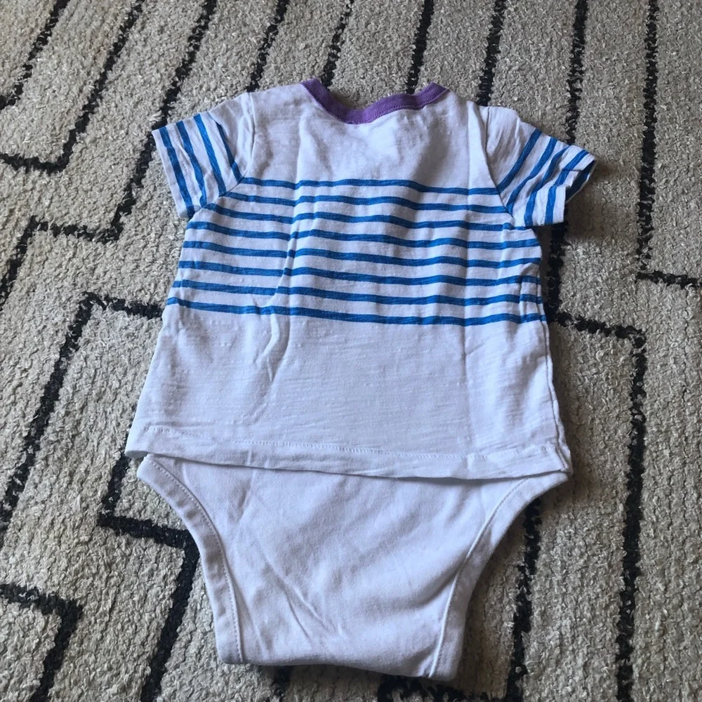 Baby Gap t-shirt onesie